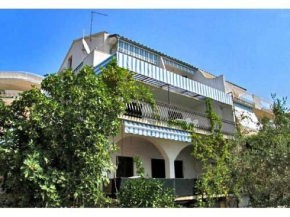 Apartments Bee Maja